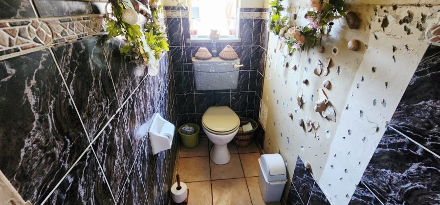 5 Bedroom Property for Sale in Noordhoek Free State